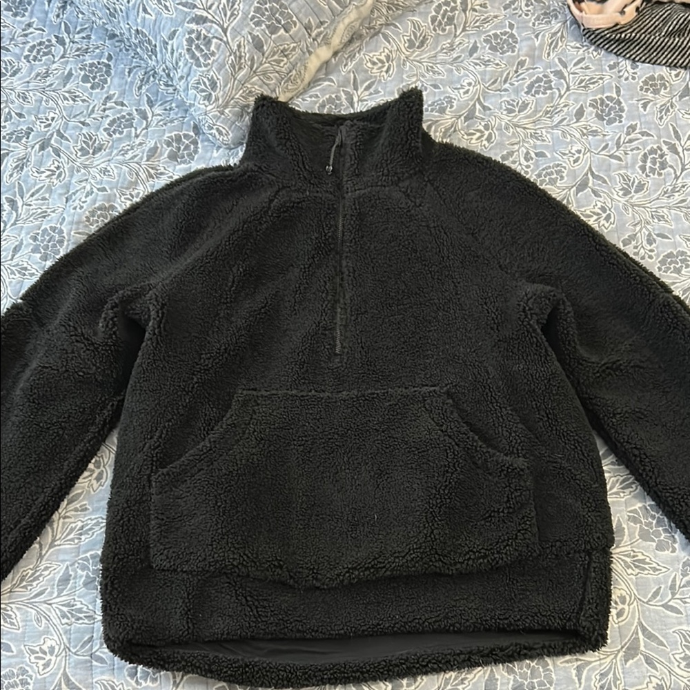 Lululemon Black Sherpa Pullover